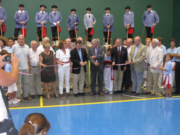 08 septembre 2012 - Inauguration du mur à gauche de Bazas - 60.3 ko